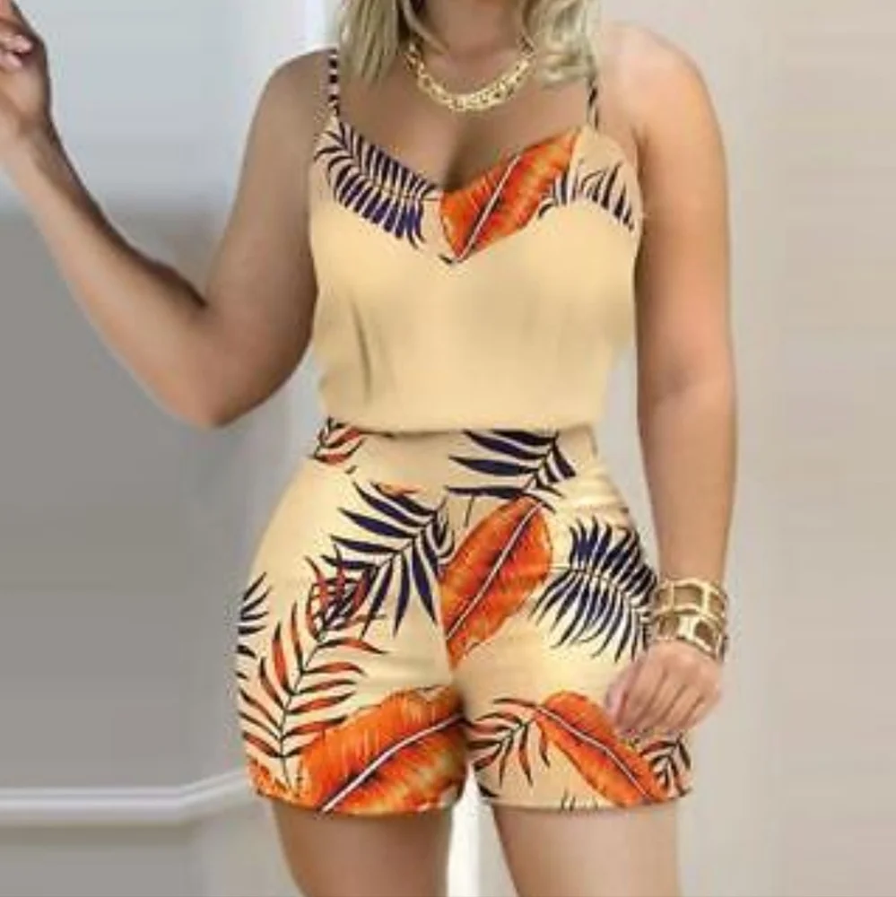 NWOT ... Chicme top and shorts set - Picture 8 of 12
